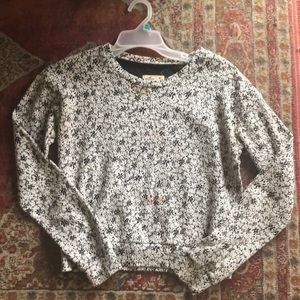 Cropped crewneck